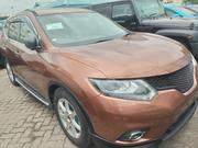 Nissan X-Trail 2016 Brown for sale