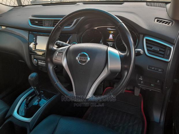 Black Nissan X-Trail 2016 - Used SUV for Purchase