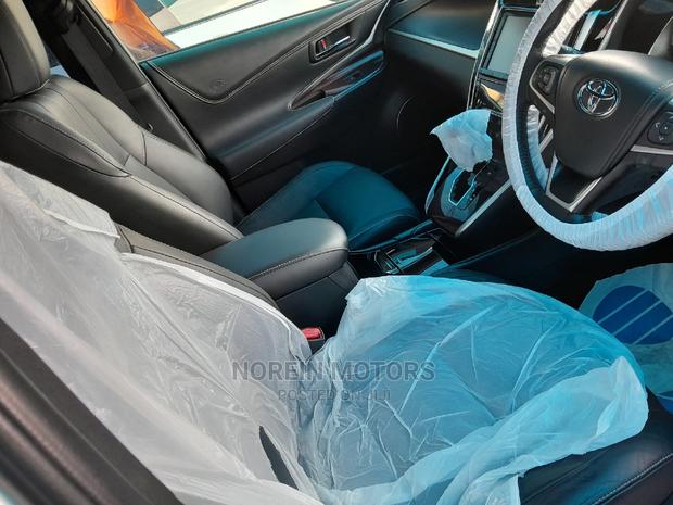 White 2016 Toyota Harrier: High-End SUV Available