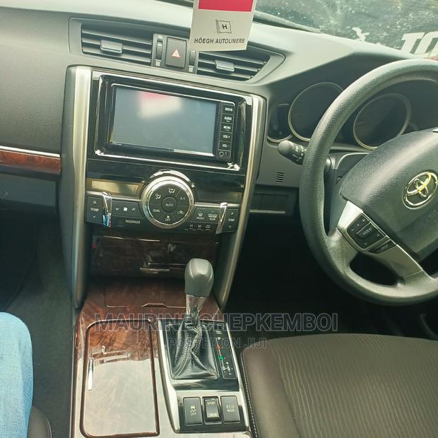Toyota Mark X 2.5 AWD 2016 White