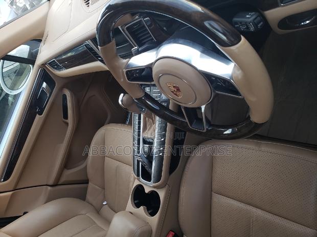 Porsche Macan 2015 White