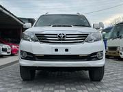 2015 Toyota Fortuner White: Powerful and Luxurious SUV for sale