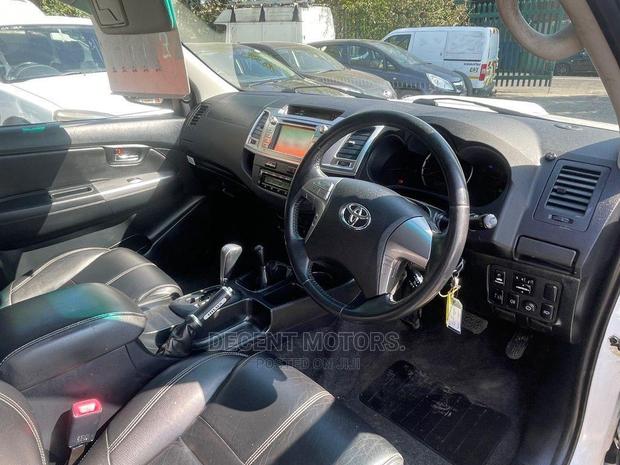 2017 Toyota Hilux in Silver - Aggressive Pickup Style
