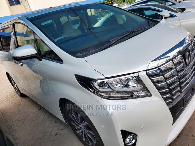 White 2016 Toyota Alphard - Comfortable Sedan