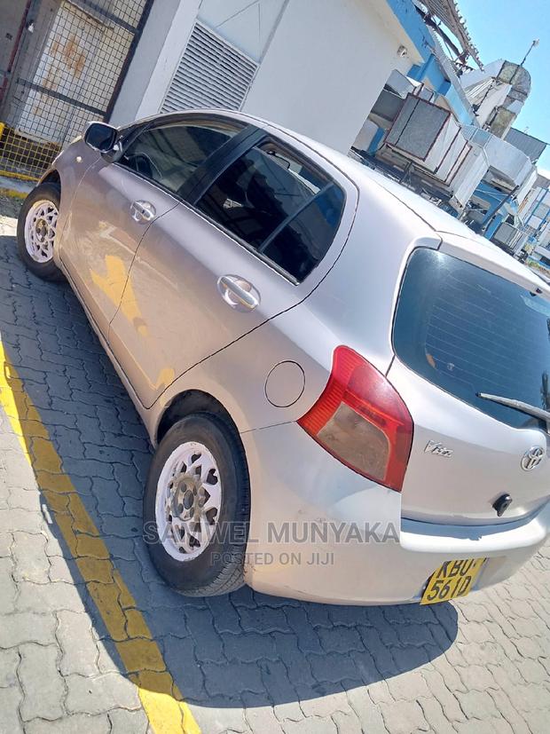 2009 Toyota Vitz - Gray Hatchback with Excellent Mileage