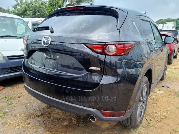 Premium 2017 Mazda CX-5 2.2 Diesel AWD Black - Quality Second-hand SUV