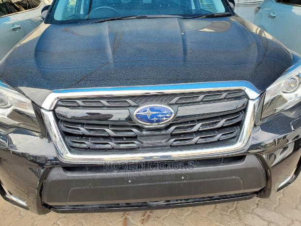 2016 Subaru Forester Gray - Spacious, Efficient, and Adventure-Ready!