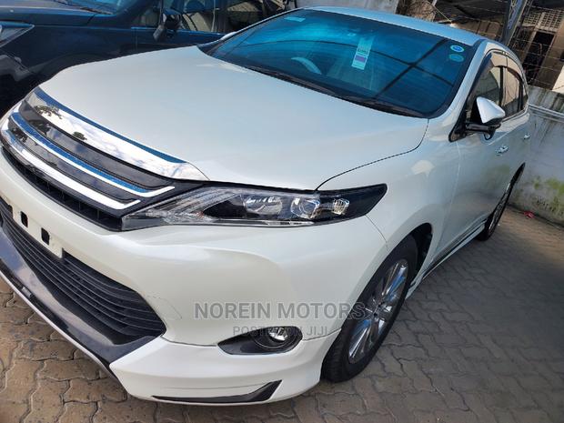 Pre-Owned 2016 Toyota Harrier in White - Stylish, Luxury SUV