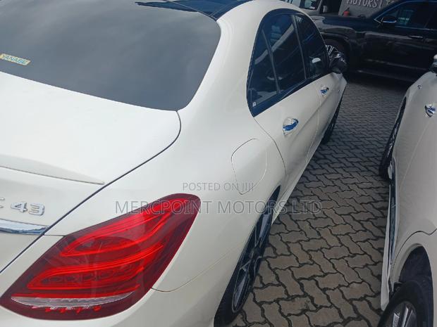 White Mercedes-Benz C43 2018: Pre-owned Luxury and Performance