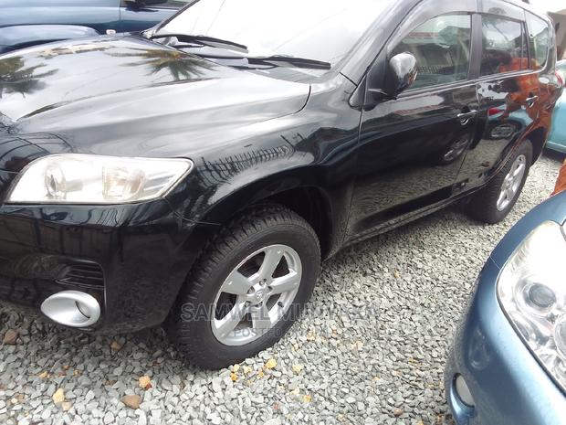 Black 2012 Toyota Vanguard SUV - Used Car Advert