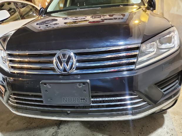 2016 Volkswagen Touareg in Gray - Pre-owned Luxury SUV