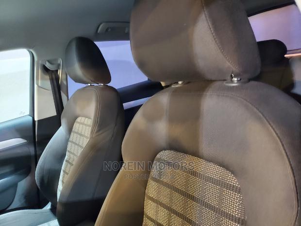 White Audi Q3 2016: Premium Compact SUV