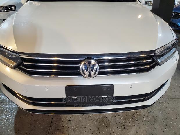 Volkswagen Passat 2016 - White, Stylish Sedan for Sale