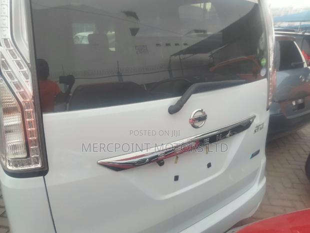 2016 Nissan Serena White | Reliable & Stylish Minivan