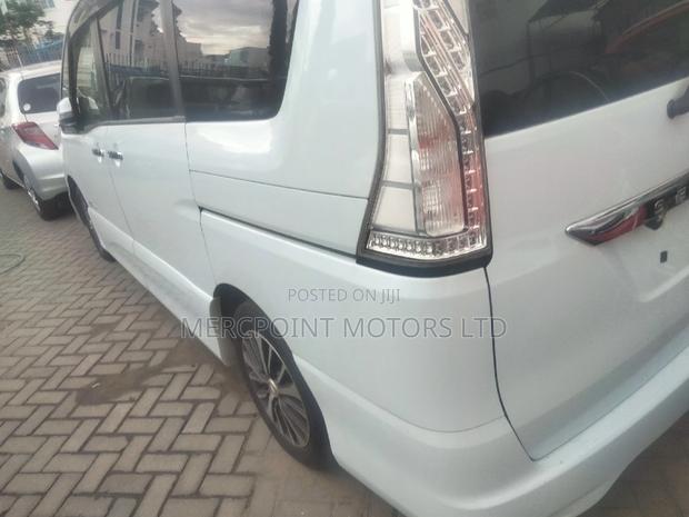 2016 Nissan Serena White | Reliable & Stylish Minivan