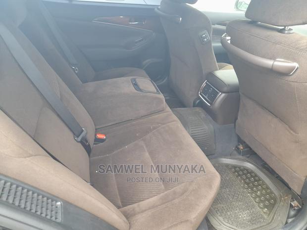 2015 Toyota Crown Majesta 2.5 AWD Hybrid - Platinum Black