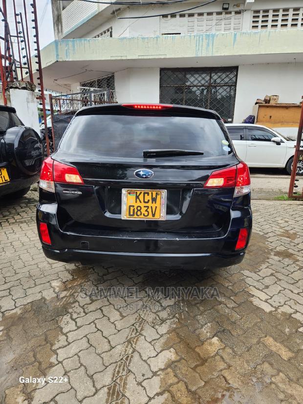 Black 2013 Subaru Outback 2.5i Limited
