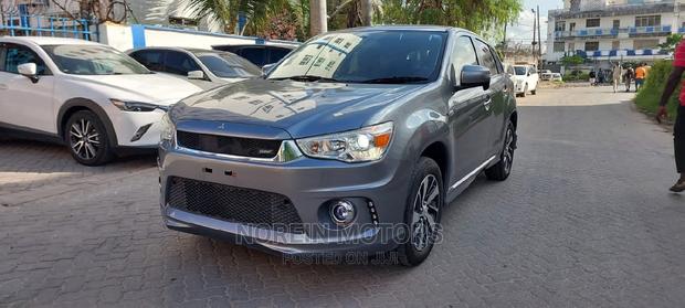 Gray 2016 Mitsubishi RVR: Efficient & Stylish Used Crossover