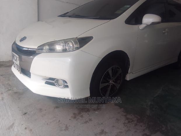 2013 Toyota Wish in White - Affordable Price, Excellent Condition