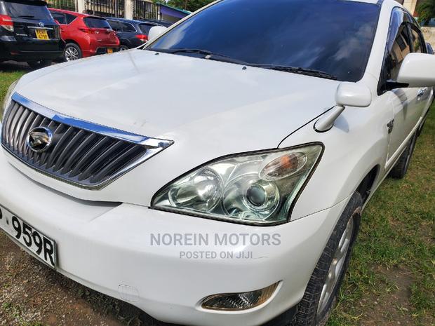 2012 Toyota Harrier Pearl - Quality SUV at a Great Price