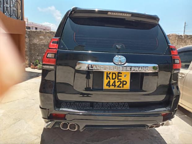 Used 2015 Toyota Land Cruiser Prado 7-Seater 3.0 D-4D (190 HP) Black