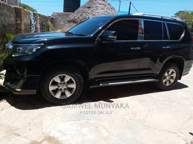 Used 2015 Toyota Land Cruiser Prado 7-Seater 3.0 D-4D (190 HP) Black