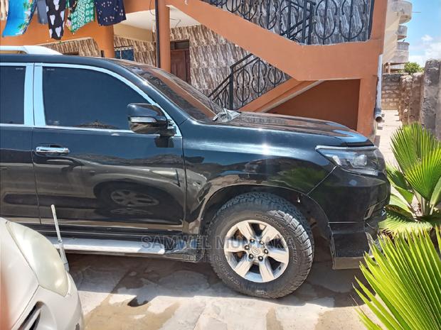 Used 2015 Toyota Land Cruiser Prado 7-Seater 3.0 D-4D (190 HP) Black
