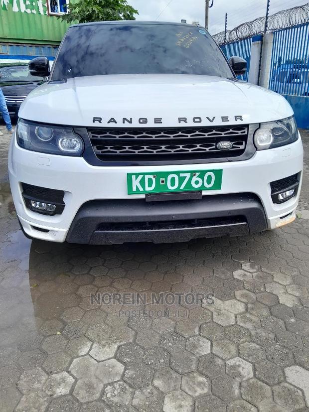 White 2016 Land Rover Range Rover Sport - Powerful Off-Road Performance
