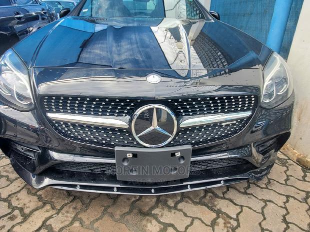 2016 Black Mercedes-Benz SLK-Class Luxury Convertible