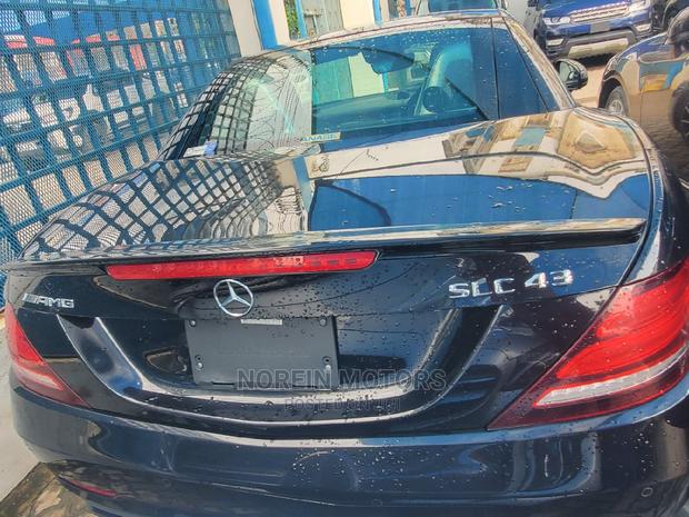 2016 Black Mercedes-Benz SLK-Class Luxury Convertible