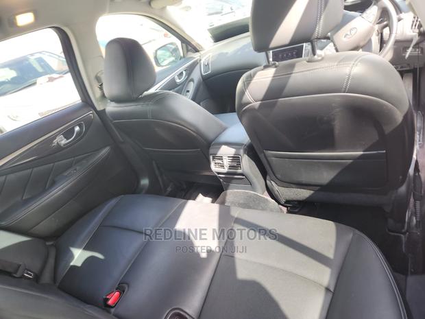 Elegant 2016 Nissan Skyline in Gray - Drive Your Dream Car