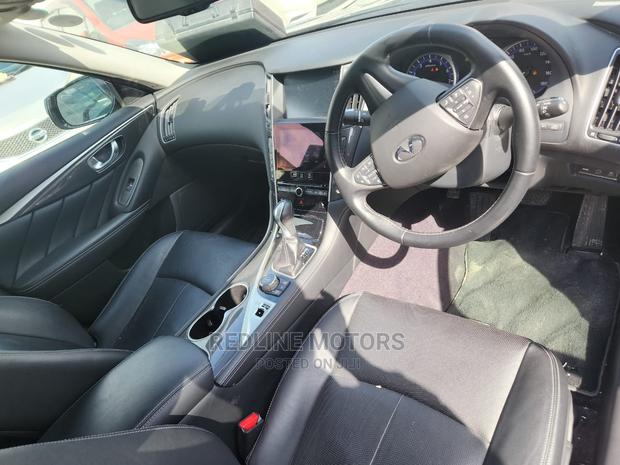 Elegant 2016 Nissan Skyline in Gray - Drive Your Dream Car