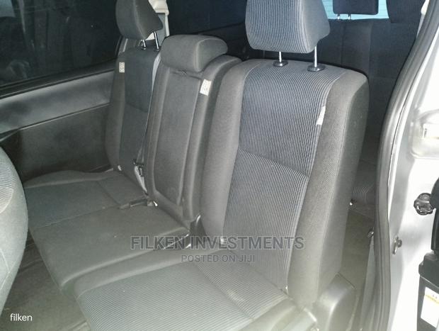 Toyota Noah 2015 Silver