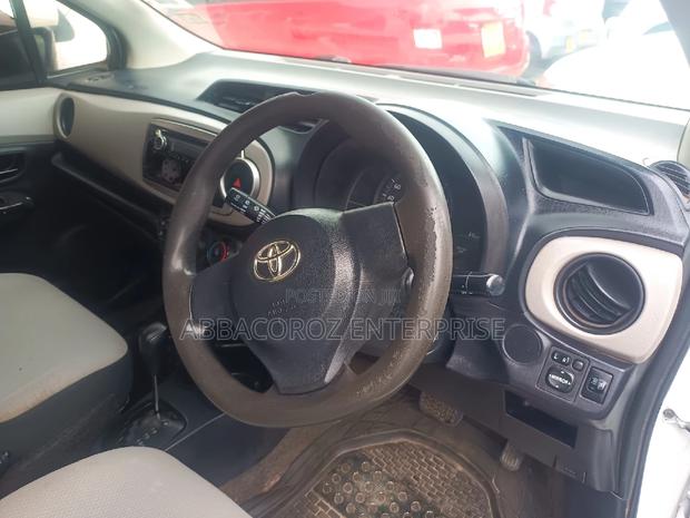 Toyota Vitz 1.0 FWD 3dr 2016 White