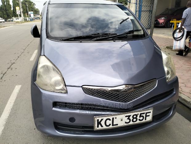 2010 Toyota Ractis 1.3 FWD Blue: Compact Car, Front-Wheel Drive, Low Mileage