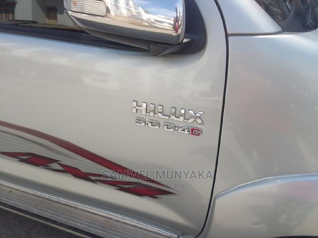 Used 2014 Toyota Hilux SR5 4x4 Silver - Reliable Off-Roader