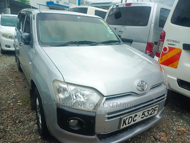 Toyota Succeed SV Premium 2016 Silver