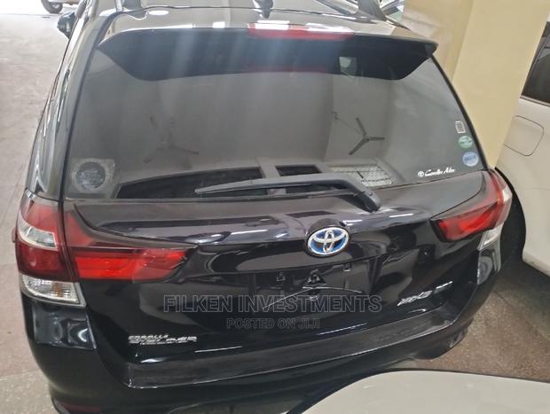 Toyota Corolla Fielder 2016 Black