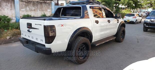 Ford Ranger 2016 Pearl: Reliable and Capable Off-Road Vehicle