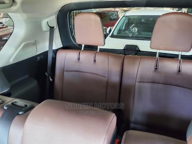 2016 Toyota Land Cruiser Prado Pearl - Off-Road Capability and Comfort