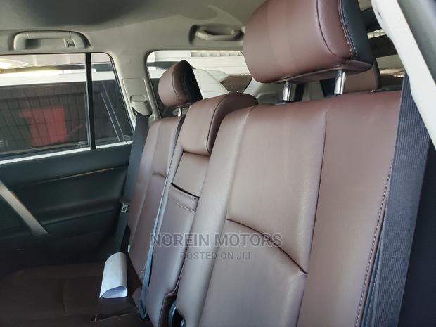 2016 Toyota Land Cruiser Prado Pearl - Off-Road Capability and Comfort