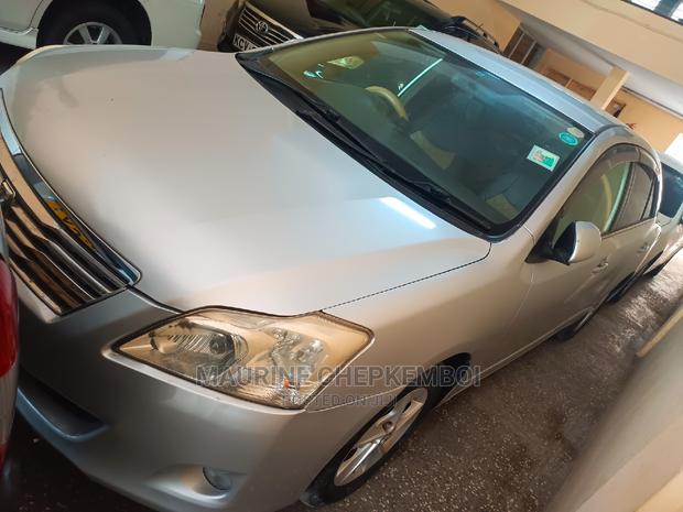 Toyota Premio 2.0 FWD 2016 Silver