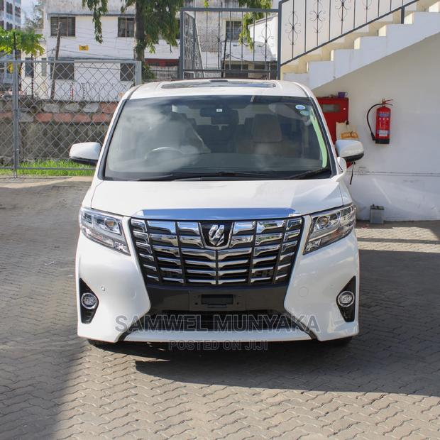 White 2016 Toyota Alphard Executive Sedan