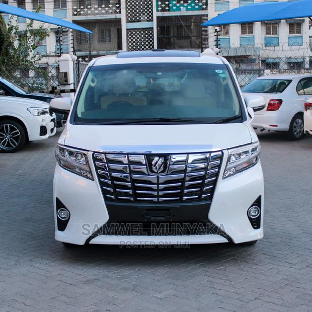 White 2016 Toyota Alphard Executive Sedan