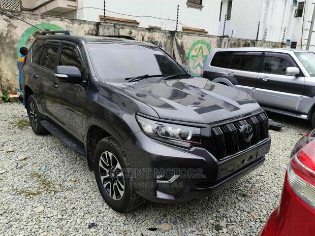 2017 Toyota Land Cruiser Prado 2.8 Black - Luxury SUV for Sale