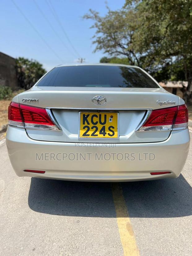 Silver 2012 Toyota Crown - Pre-Owned Premium Sedan