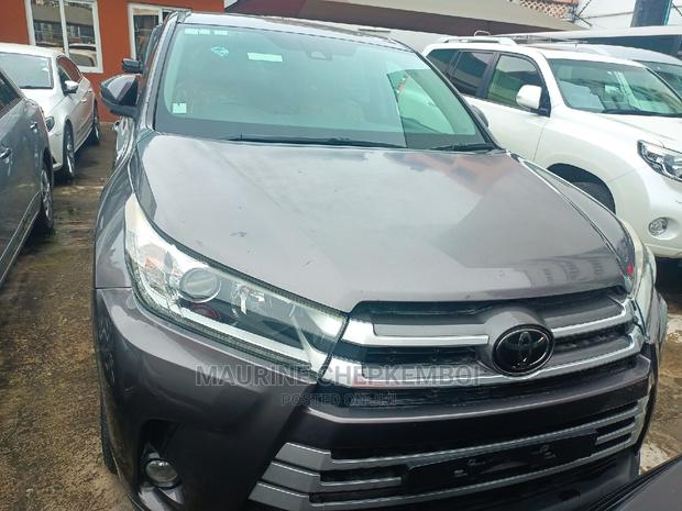 Toyota Kluger 2016 Gray