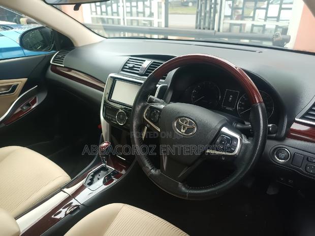 Toyota Premio 2.0 FWD 2016 Blue