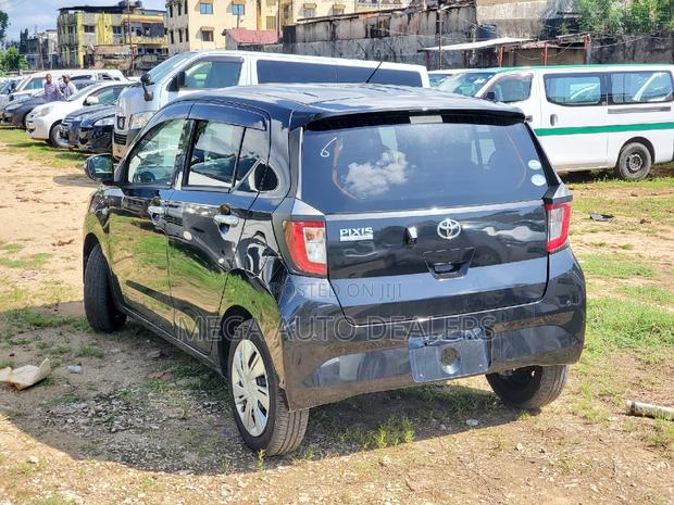 2018 Toyota Pixis Black Epoch: Stylish Compact Vehicle