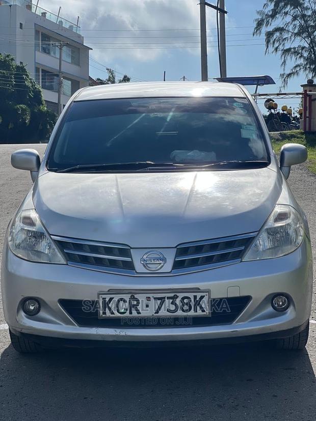 2012 Nissan Tiida 1.5L 16V Silver - Stylish Sedan Perfect for City Driving